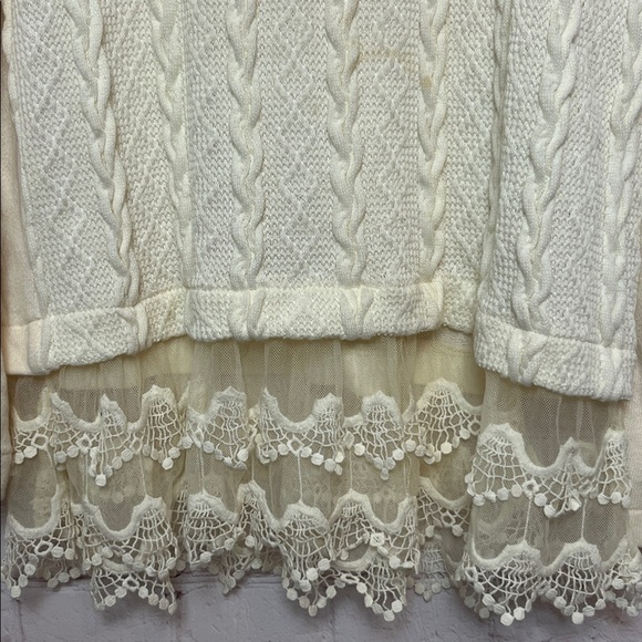 Sunday in Brooklyn for Anthropologie Lace Hem Sweater - Picture 4 of 11
